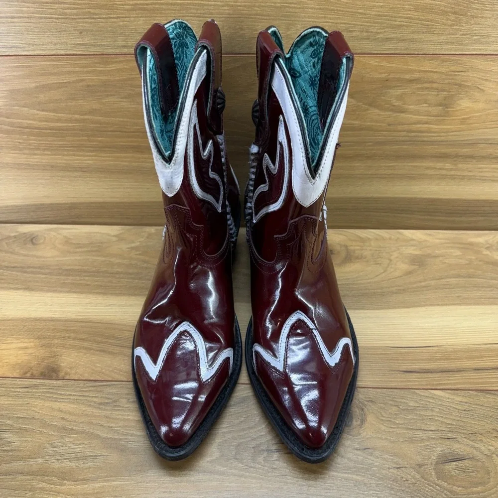 Corral Boots Burgundy High Gloss White Western Boot Womens 9 Western Short